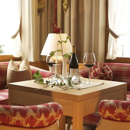 Hotel Dreisonnen Серфаус Экстерьер фото
